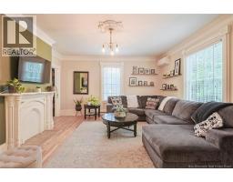 325 St James Street West, photo 7