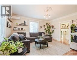 325 St James Street West, photo 8