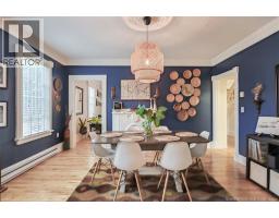 325 St James Street West, photo 9