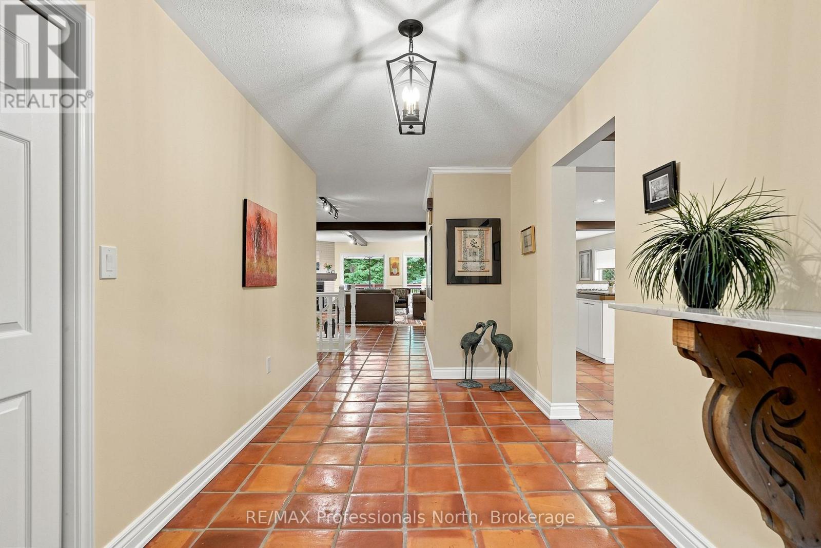 8 PALMER COURT - Image 10