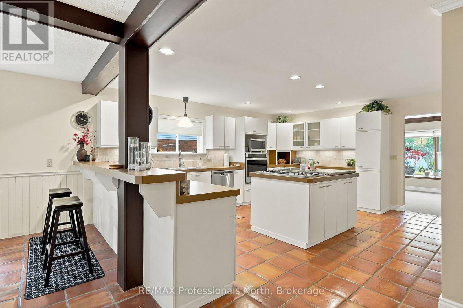 8 PALMER COURT - Image 23