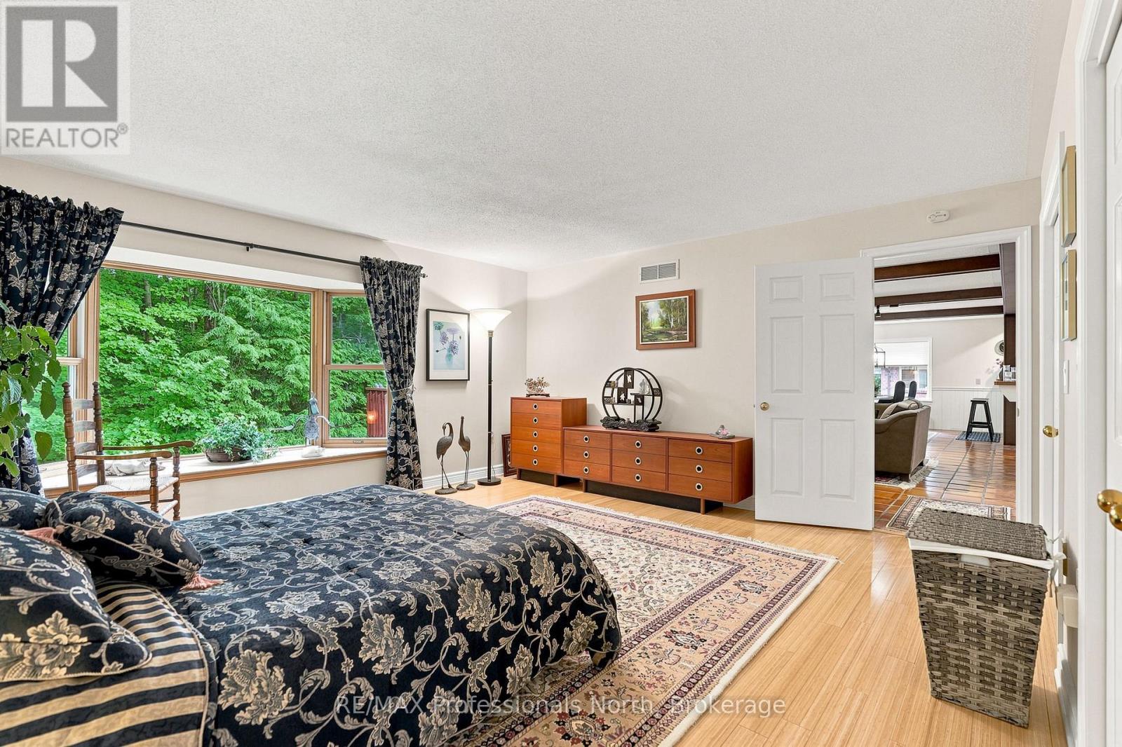 8 PALMER COURT - Image 29
