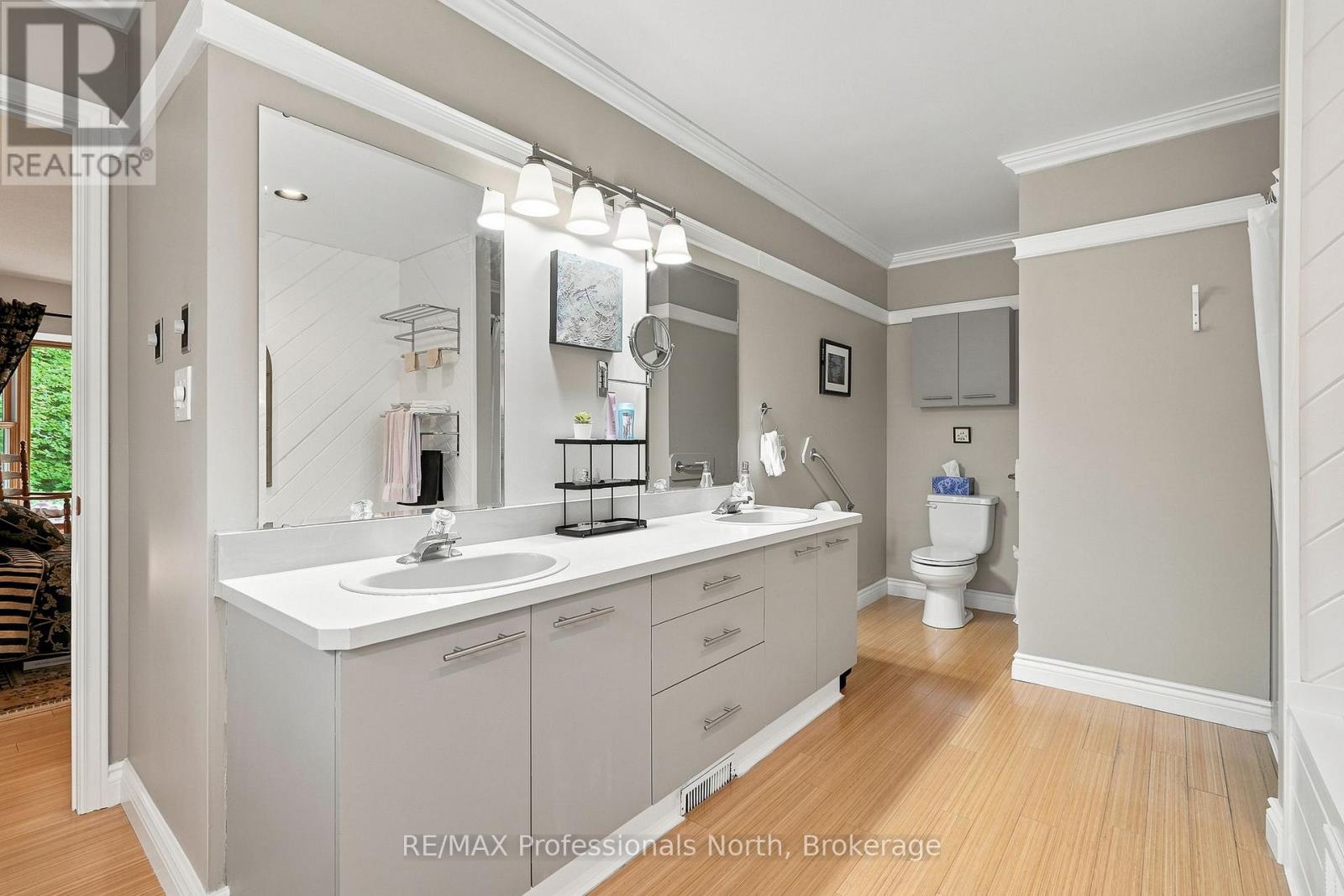 8 PALMER COURT - Image 31