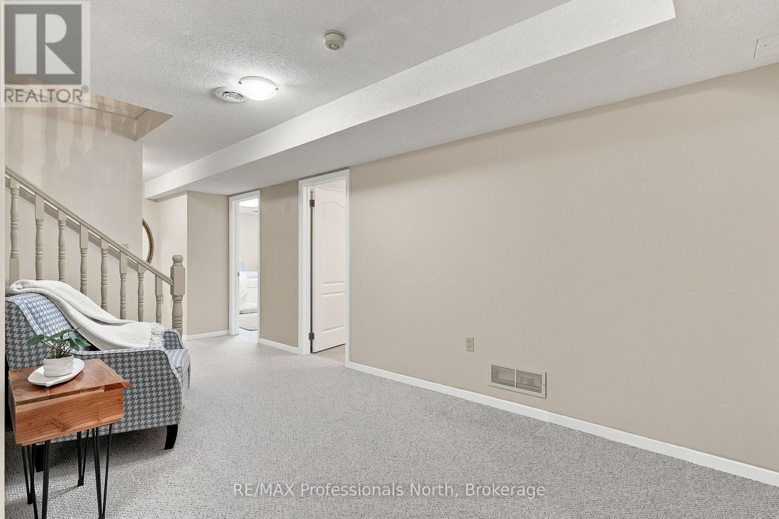 8 PALMER COURT - Image 38