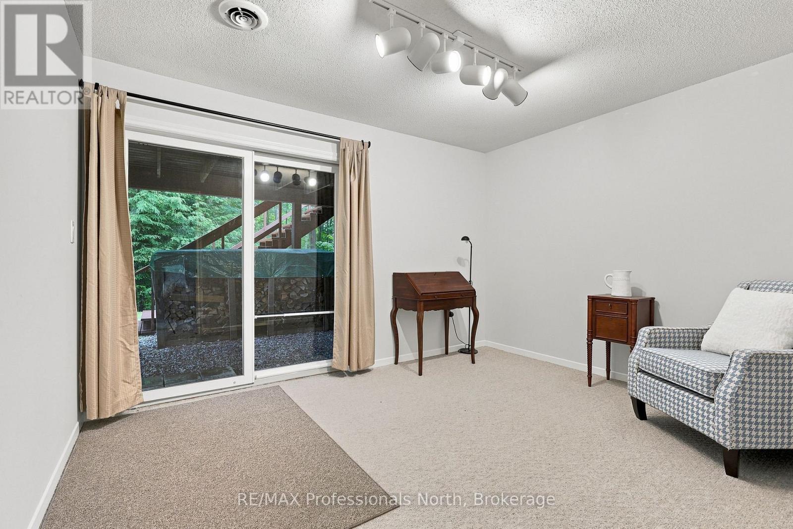 8 PALMER COURT - Image 41