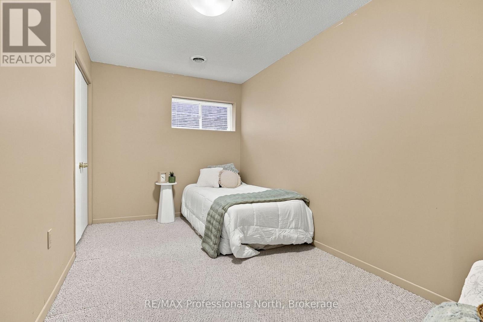 8 PALMER COURT - Image 45