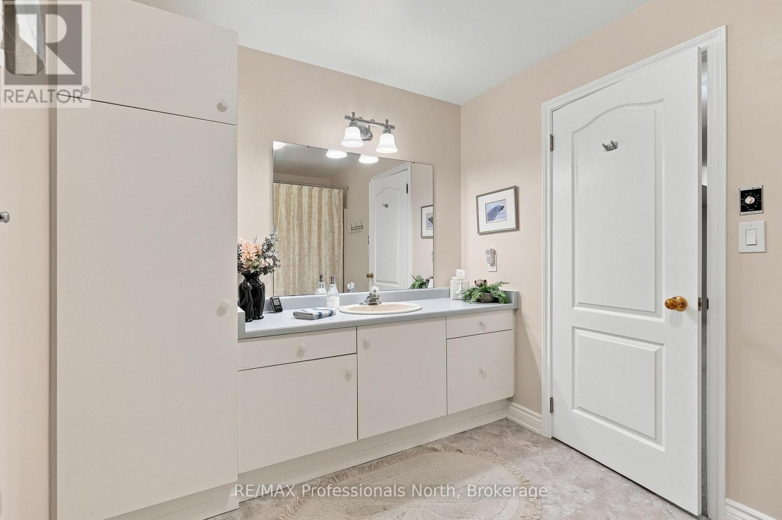 8 PALMER COURT - Image 48
