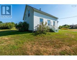 Porch - 1900 Highway 1, Church Point, NS B0W1M0 Photo 6