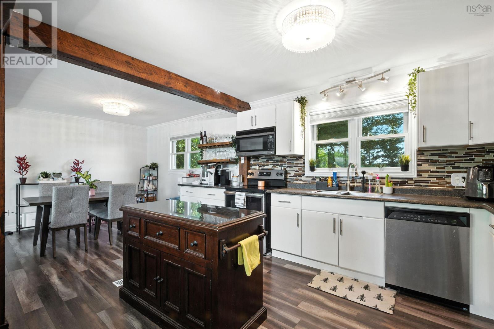 1909 Hammonds Plains Road - 8