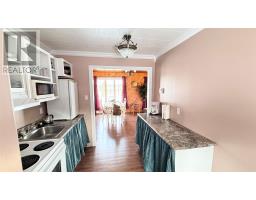 10 Hillcrest Road thumbnail 28