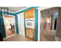 10 Hillcrest Road thumbnail 16