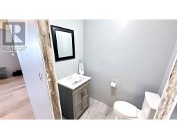 10 Hillcrest Road thumbnail 41