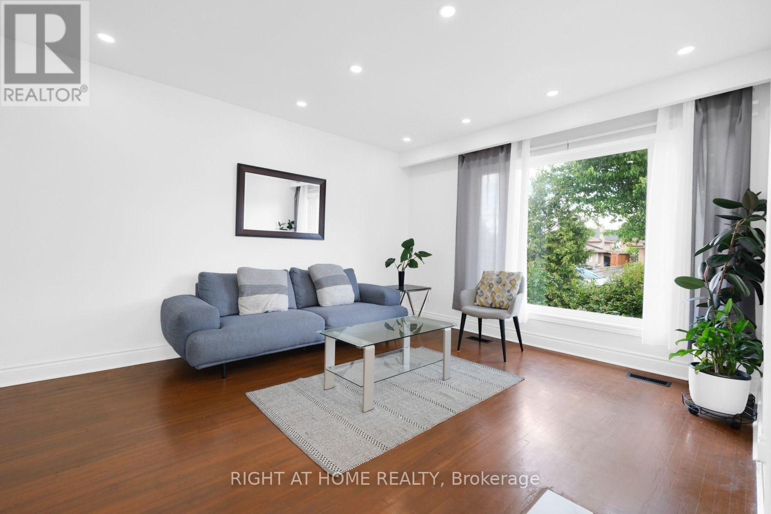 31 FRANKTON CRESCENT - 7