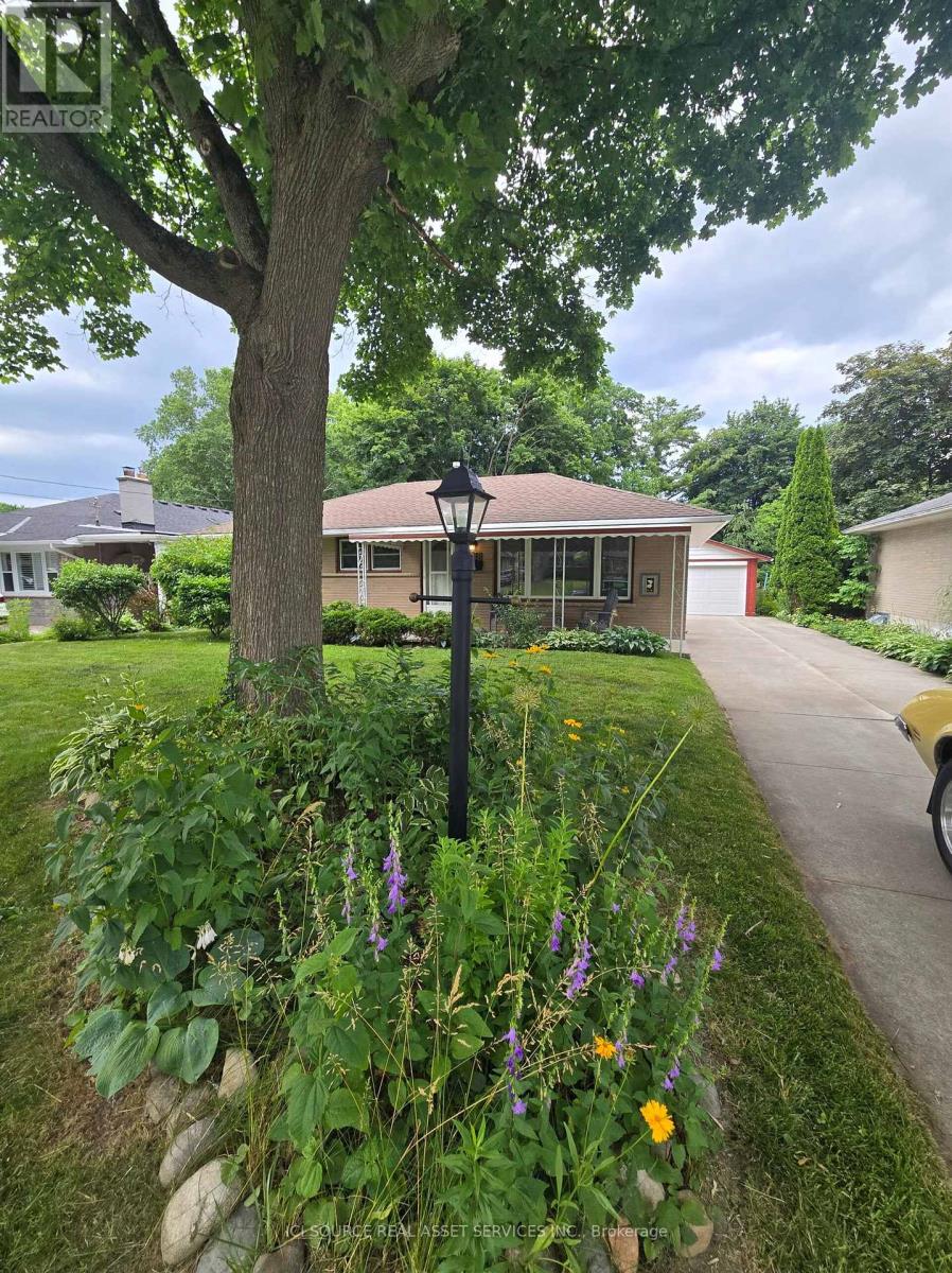 388 GRIFFITH STREET - 1