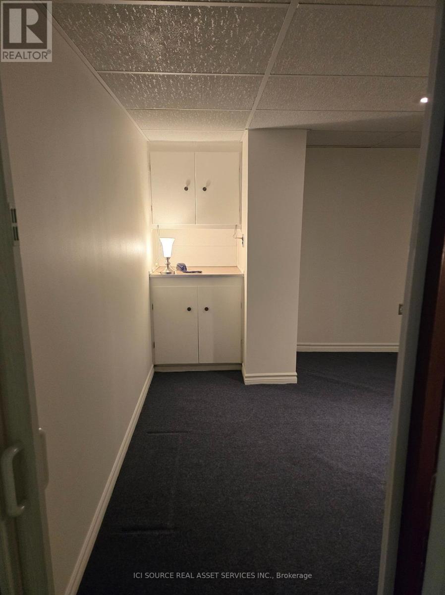 388 GRIFFITH STREET - 25