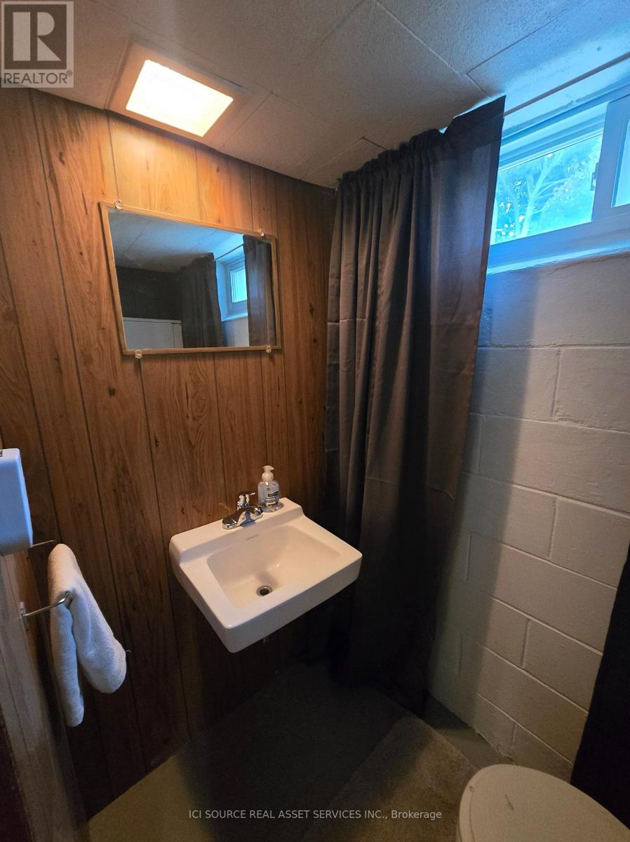 388 GRIFFITH STREET - 28