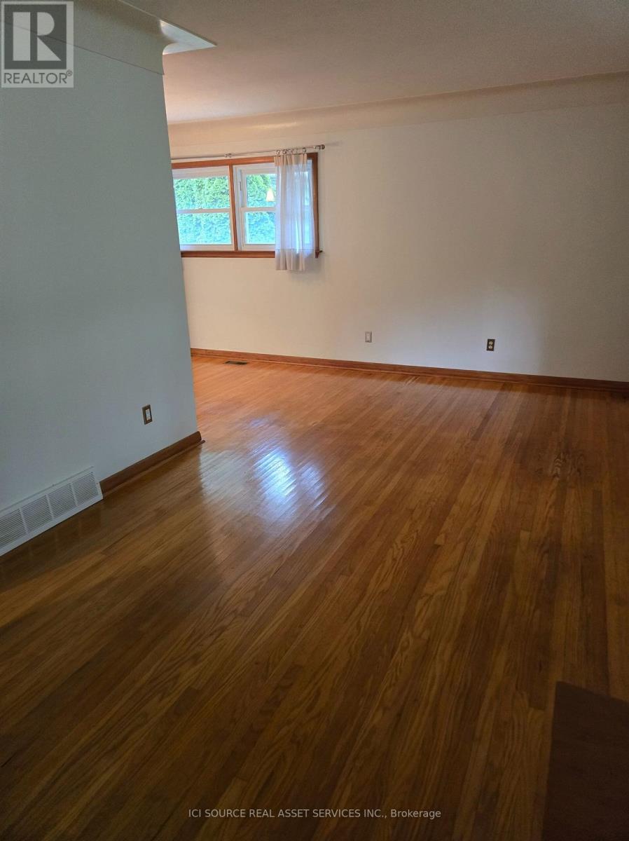388 GRIFFITH STREET - 8