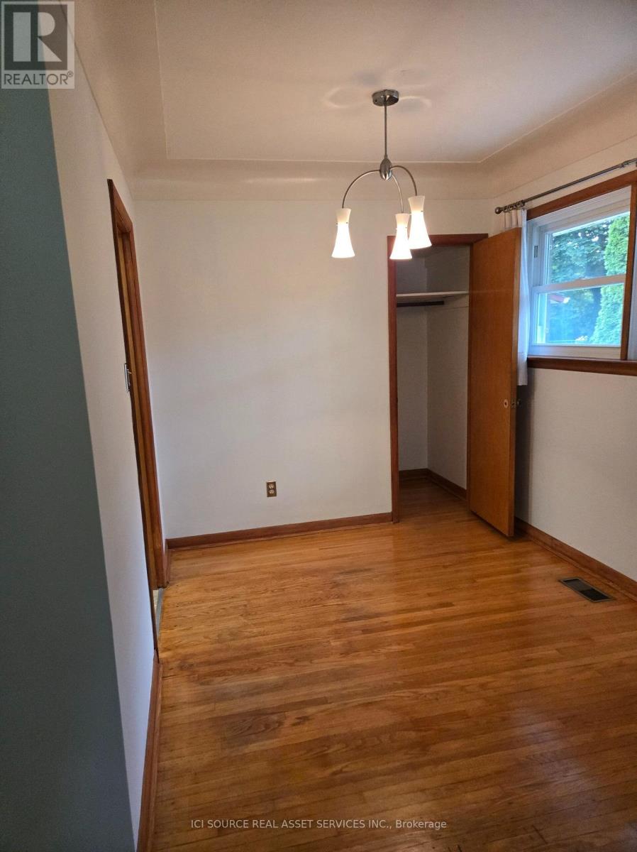 388 GRIFFITH STREET - 9
