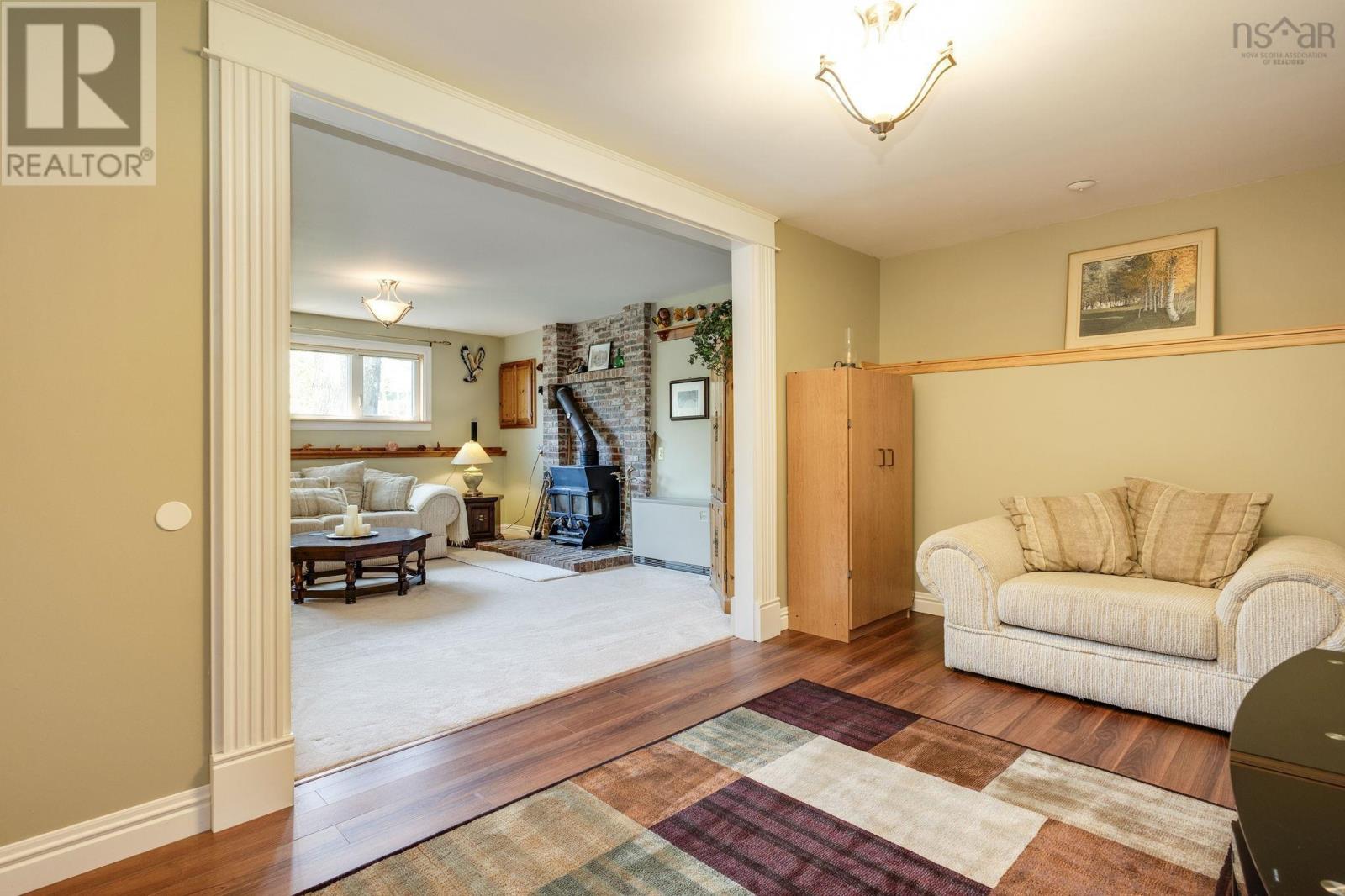 49 Cartier Crescent - 22