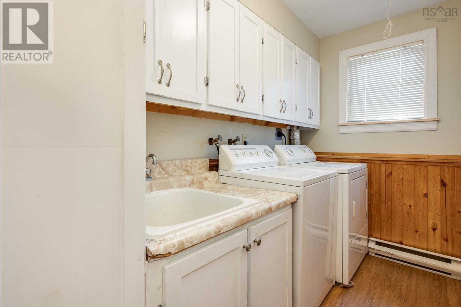 49 Cartier Crescent - 25