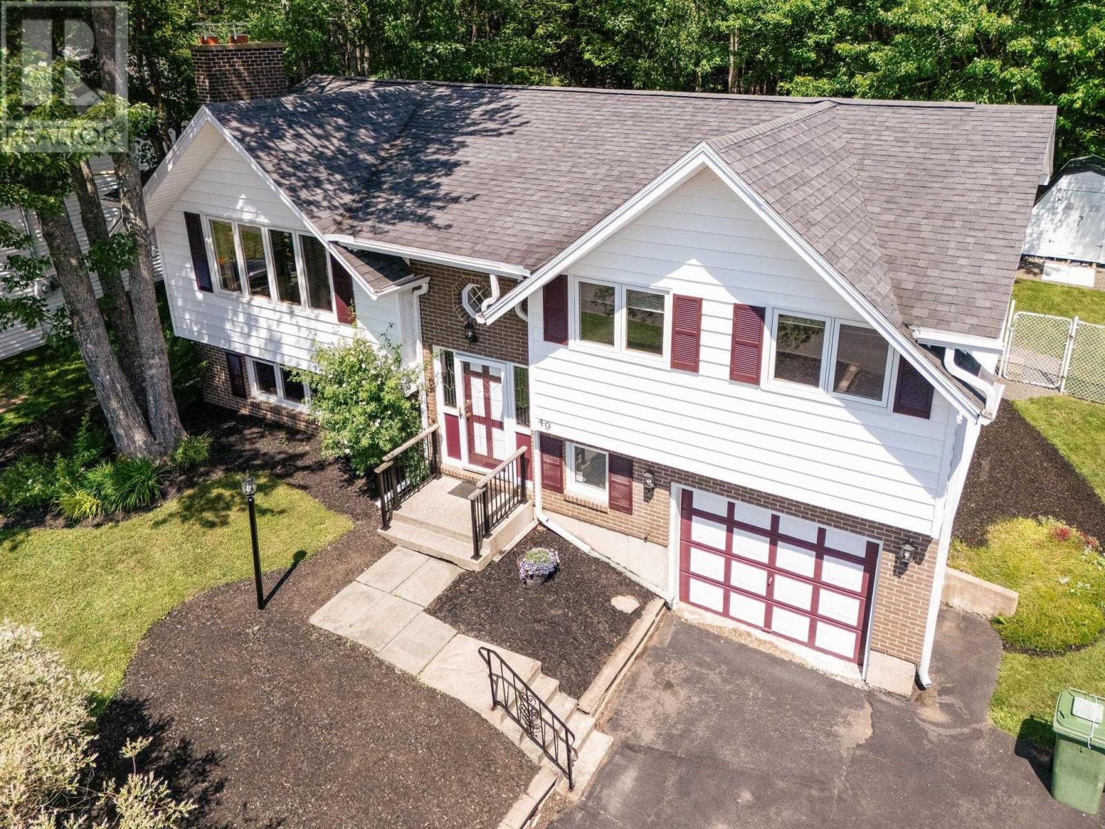 49 Cartier Crescent - 34