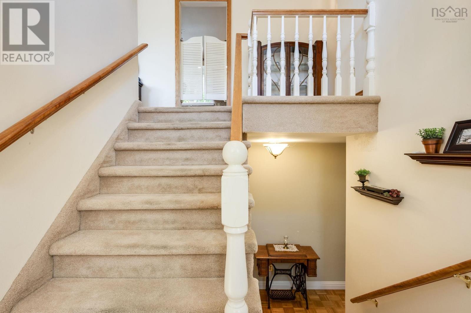 49 Cartier Crescent - 19