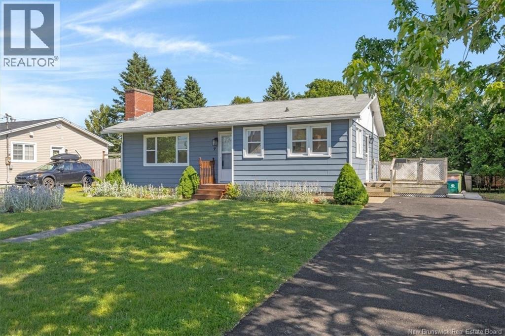 9 Hayward Court - Image 2