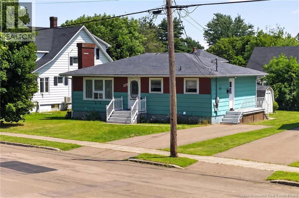 177 Broadway Street - Image 36