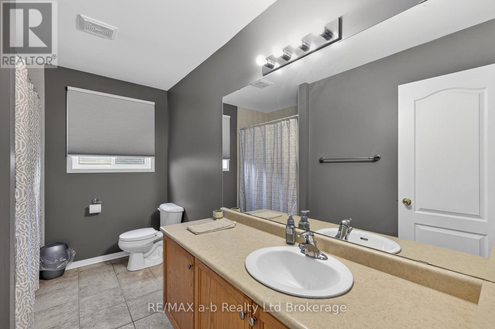 20 OWEN STREET - 31