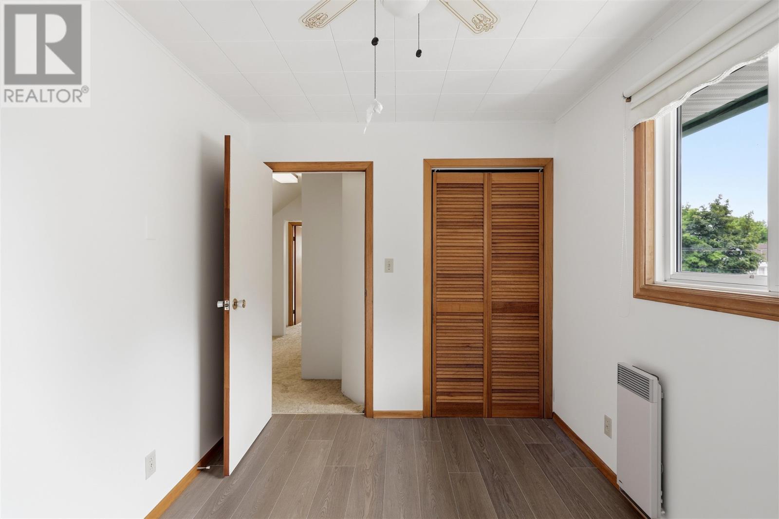 377 Wilson ST - 23