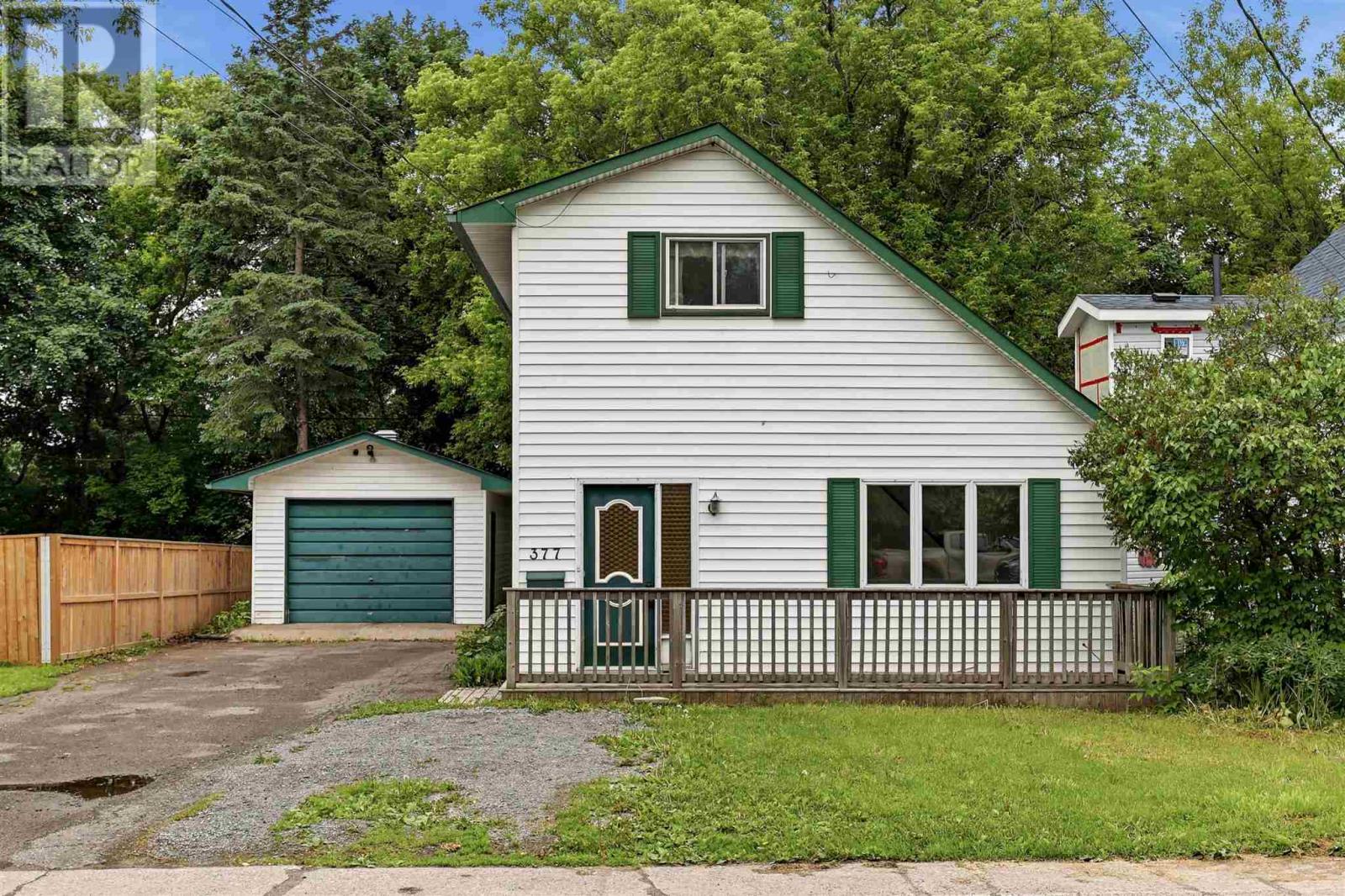377 Wilson ST - 38