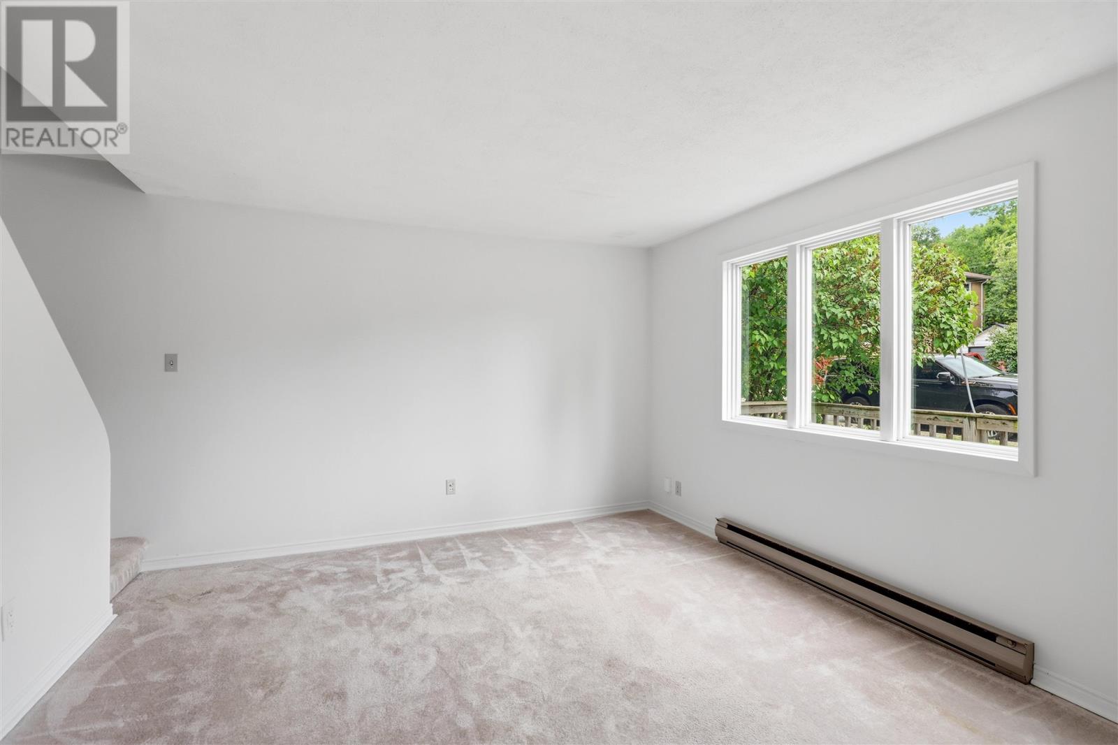 377 Wilson ST - Image 4