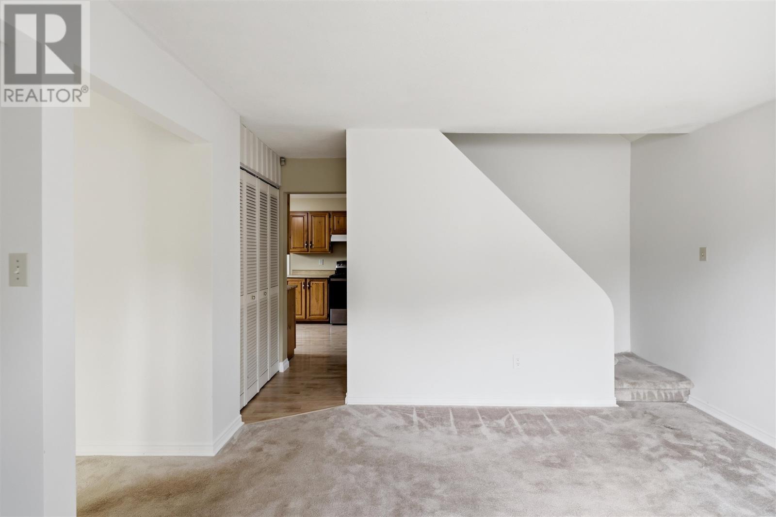 377 Wilson ST - 6
