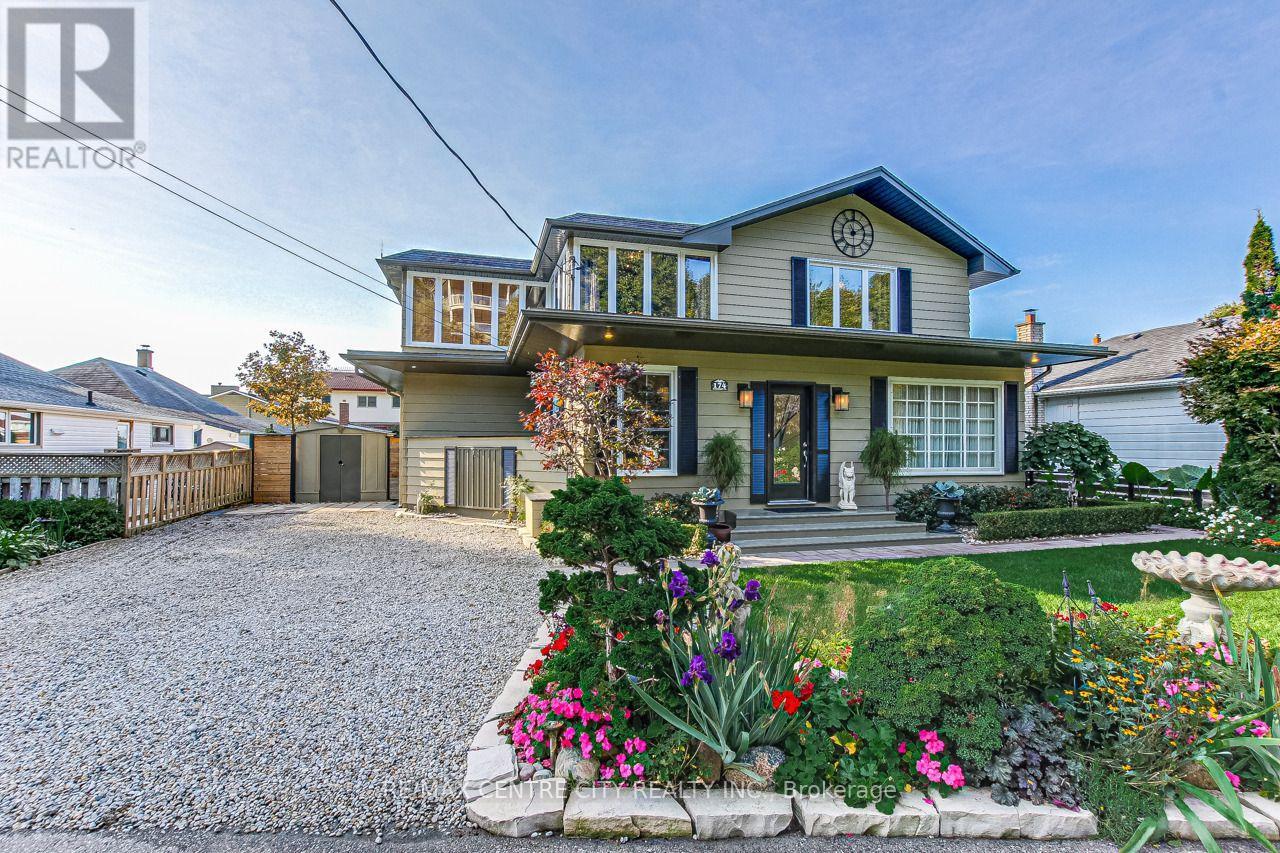 174 HARRISON PLACE - 1