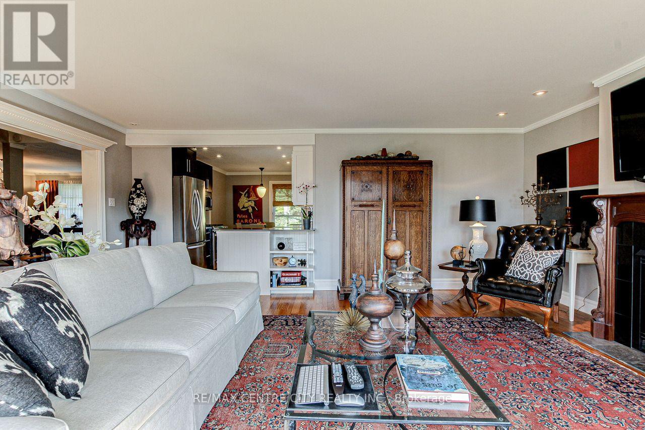 174 HARRISON PLACE - 12
