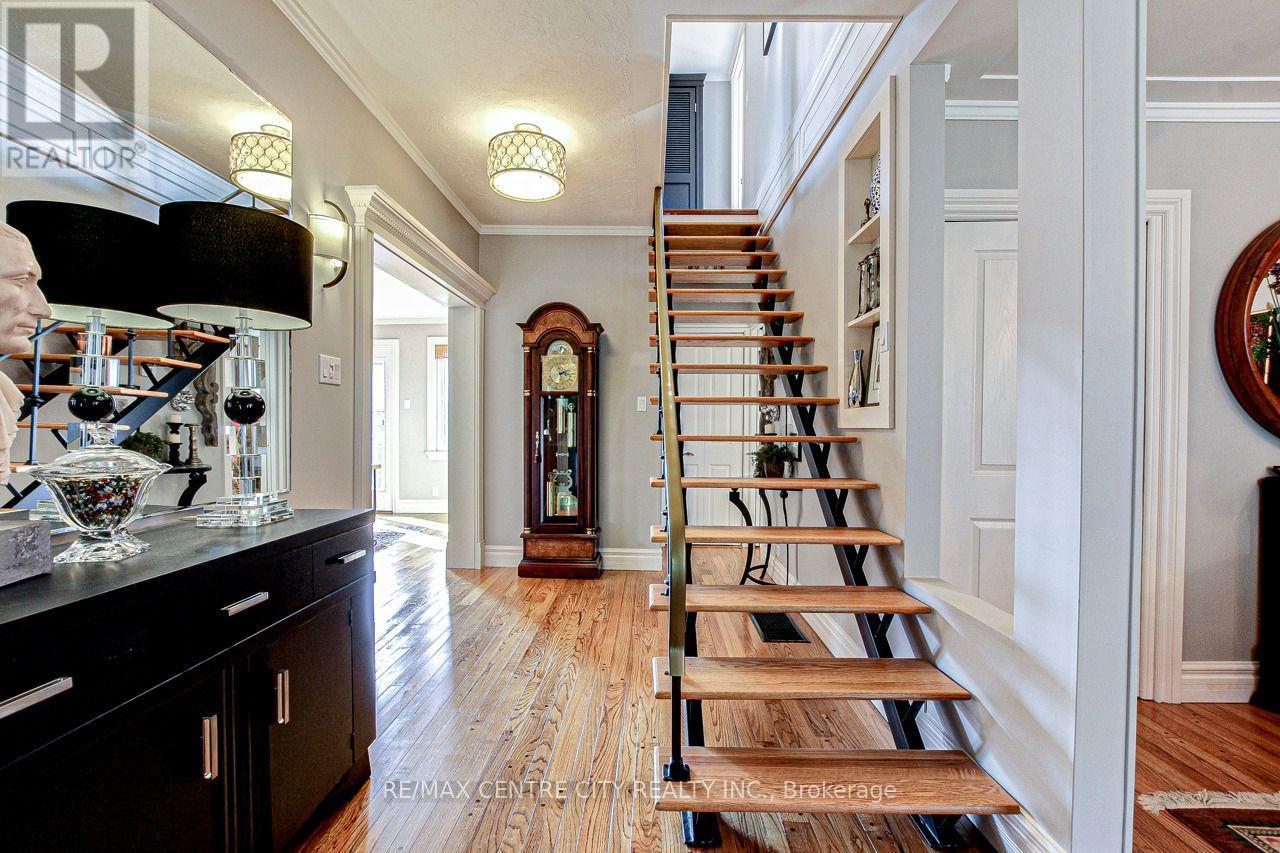 174 HARRISON PLACE - 4