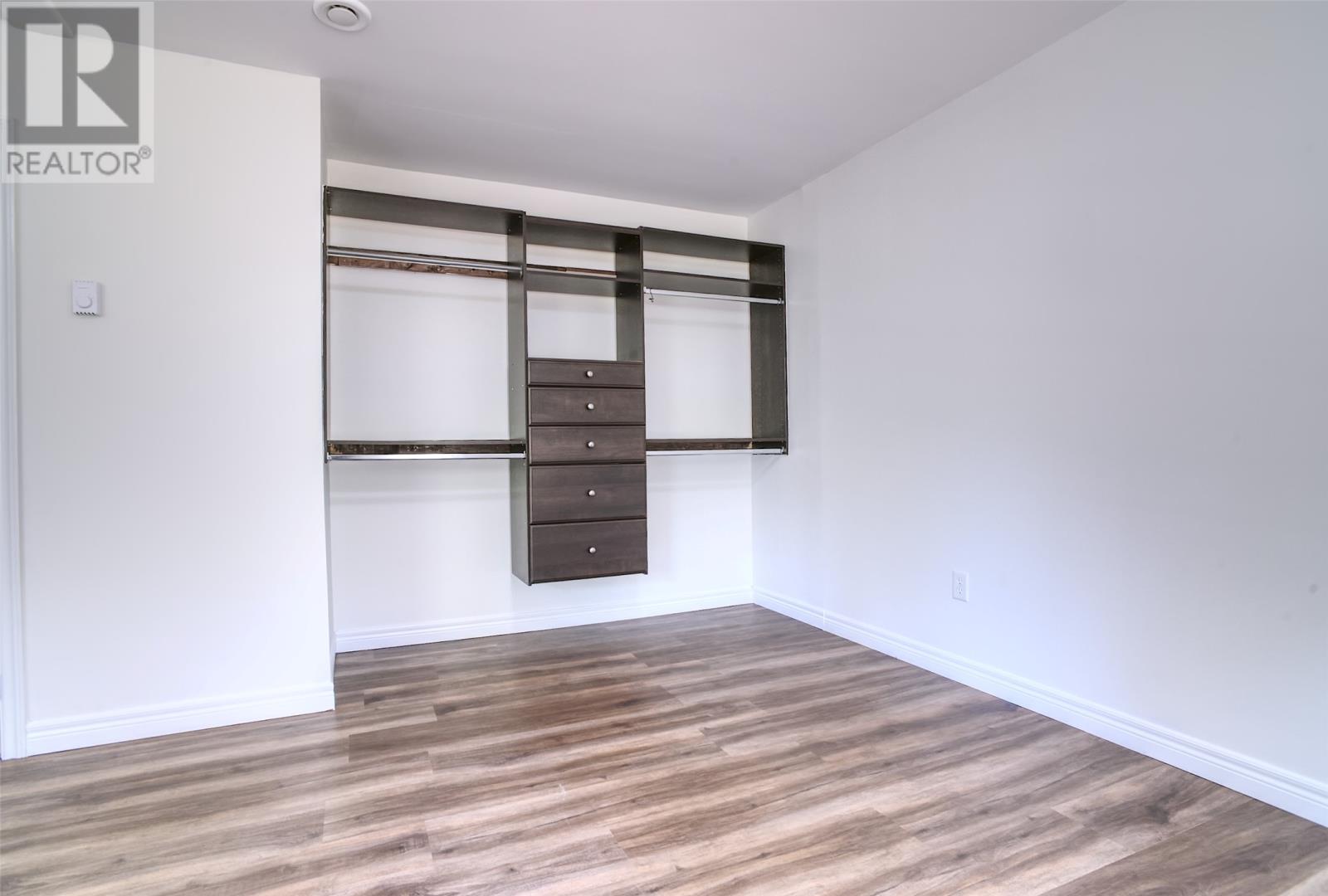 59 Edison Place thumbnail 15