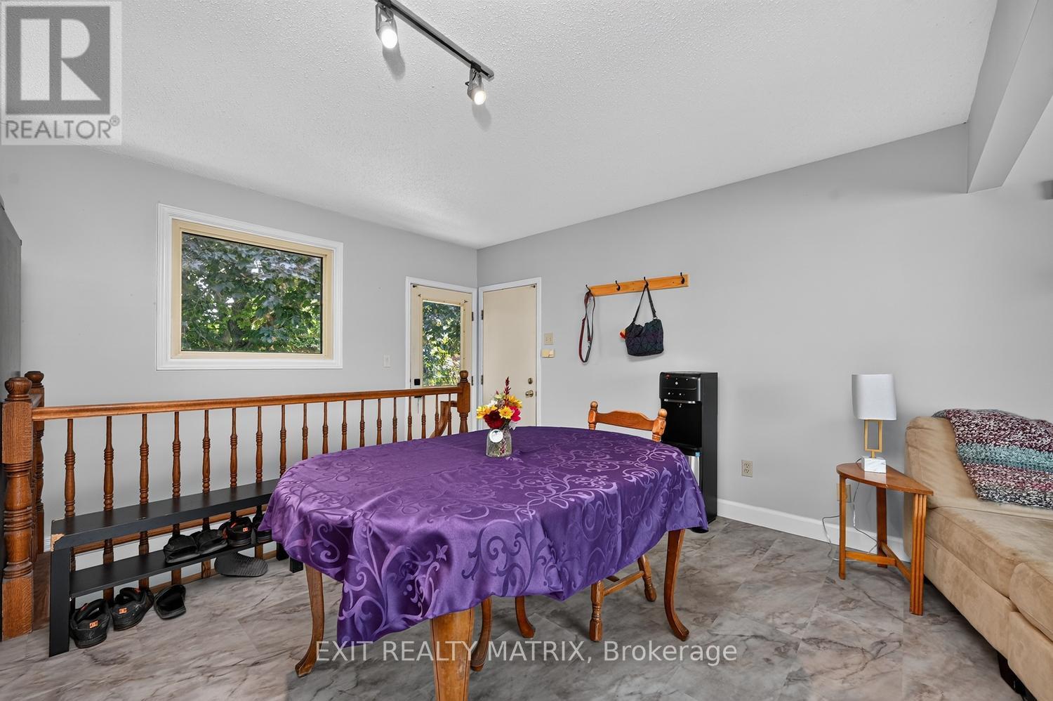 Condos for Sale in Ottawa – 2311 EDWARD KIDD CRESCENT, Ottawa – By Peter Sagos - Image 9