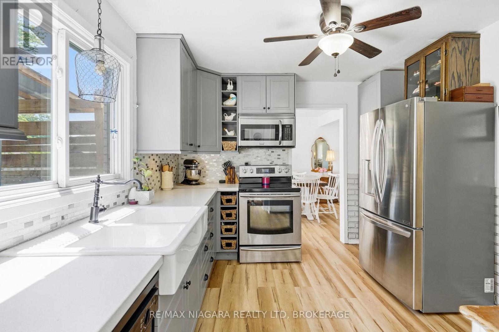 29 ROSE AVENUE - 13