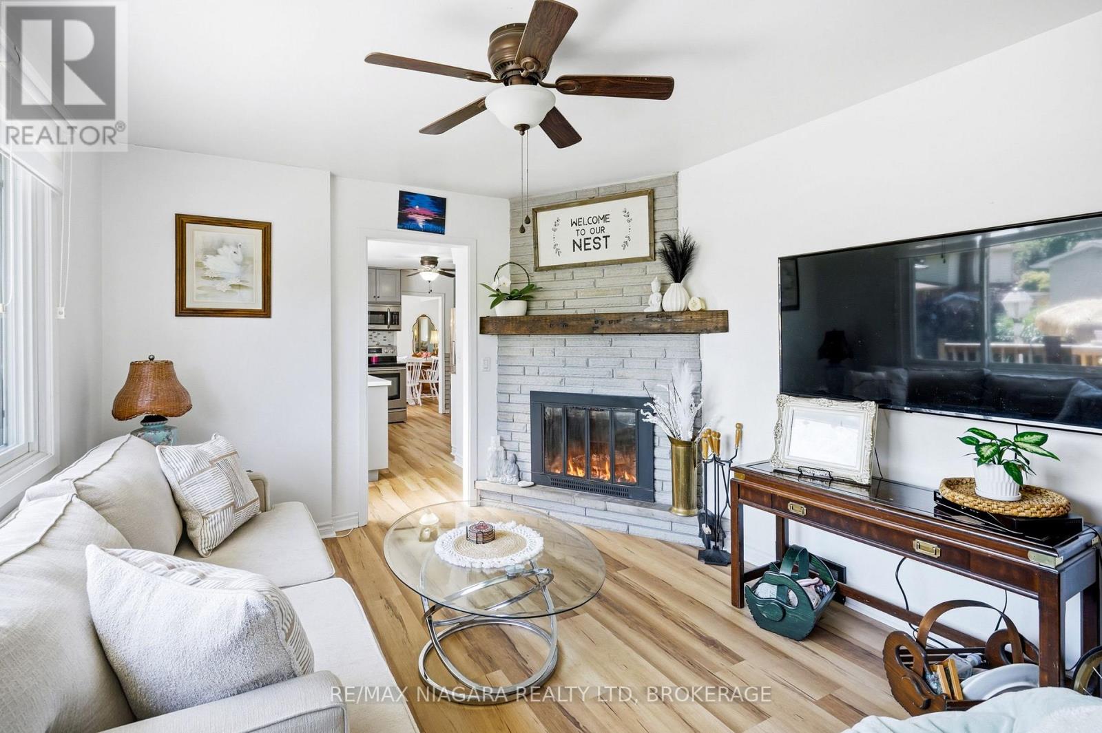 29 ROSE AVENUE - 16