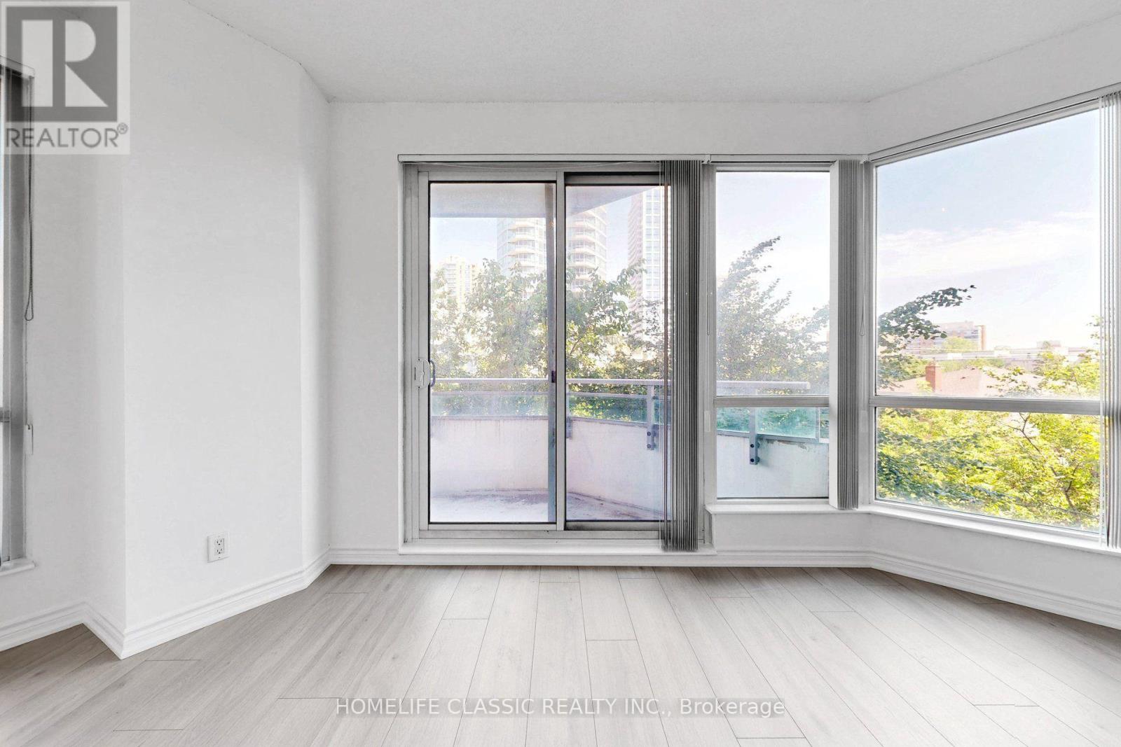 #303 60 BYNG AVENUE - 16