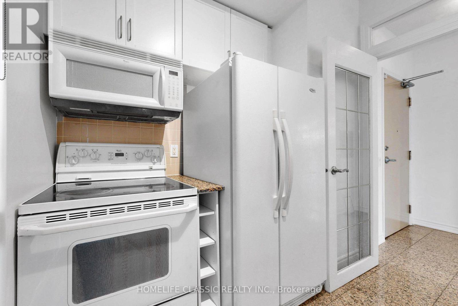 #303 60 BYNG AVENUE - 25