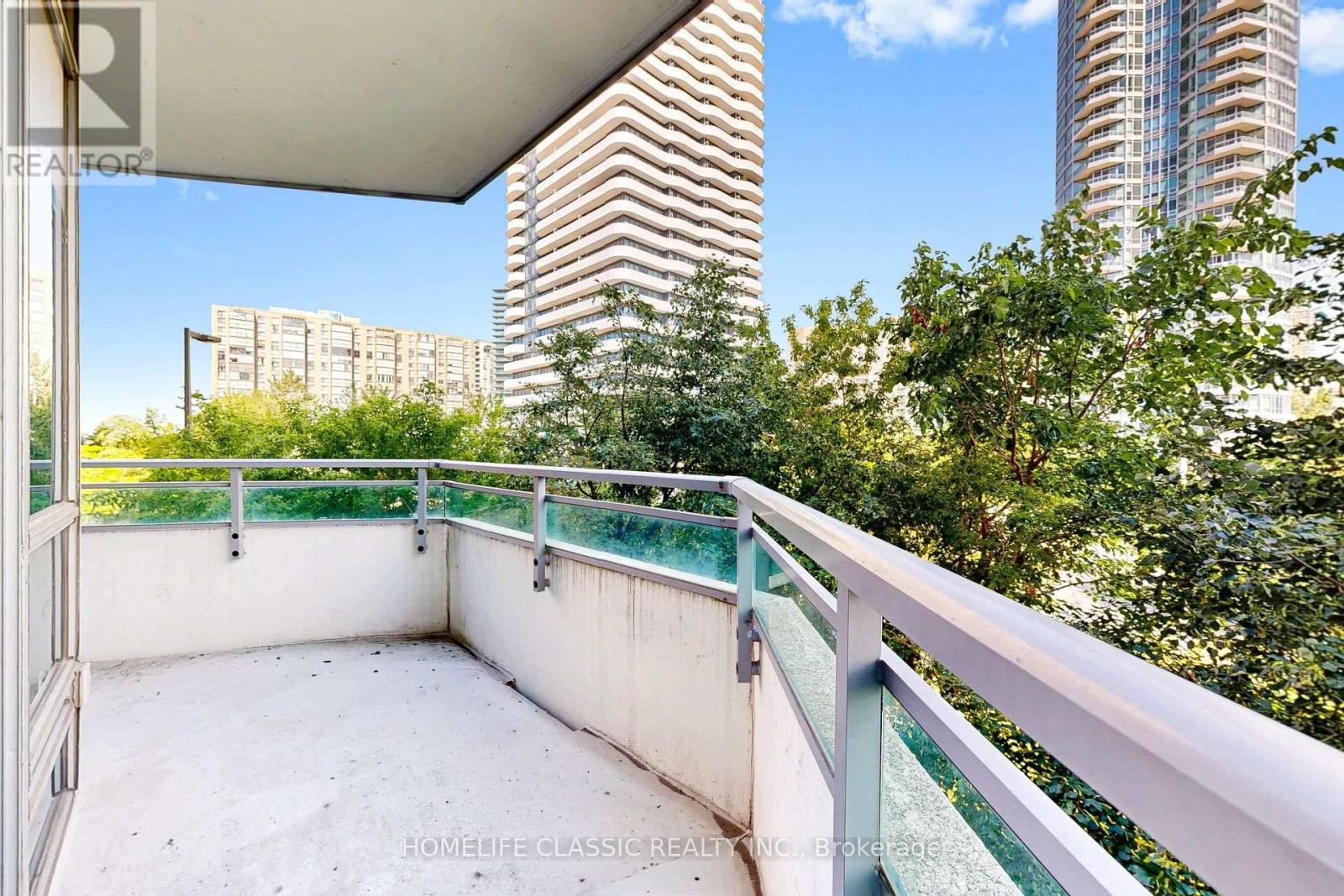 #303 60 BYNG AVENUE - 31