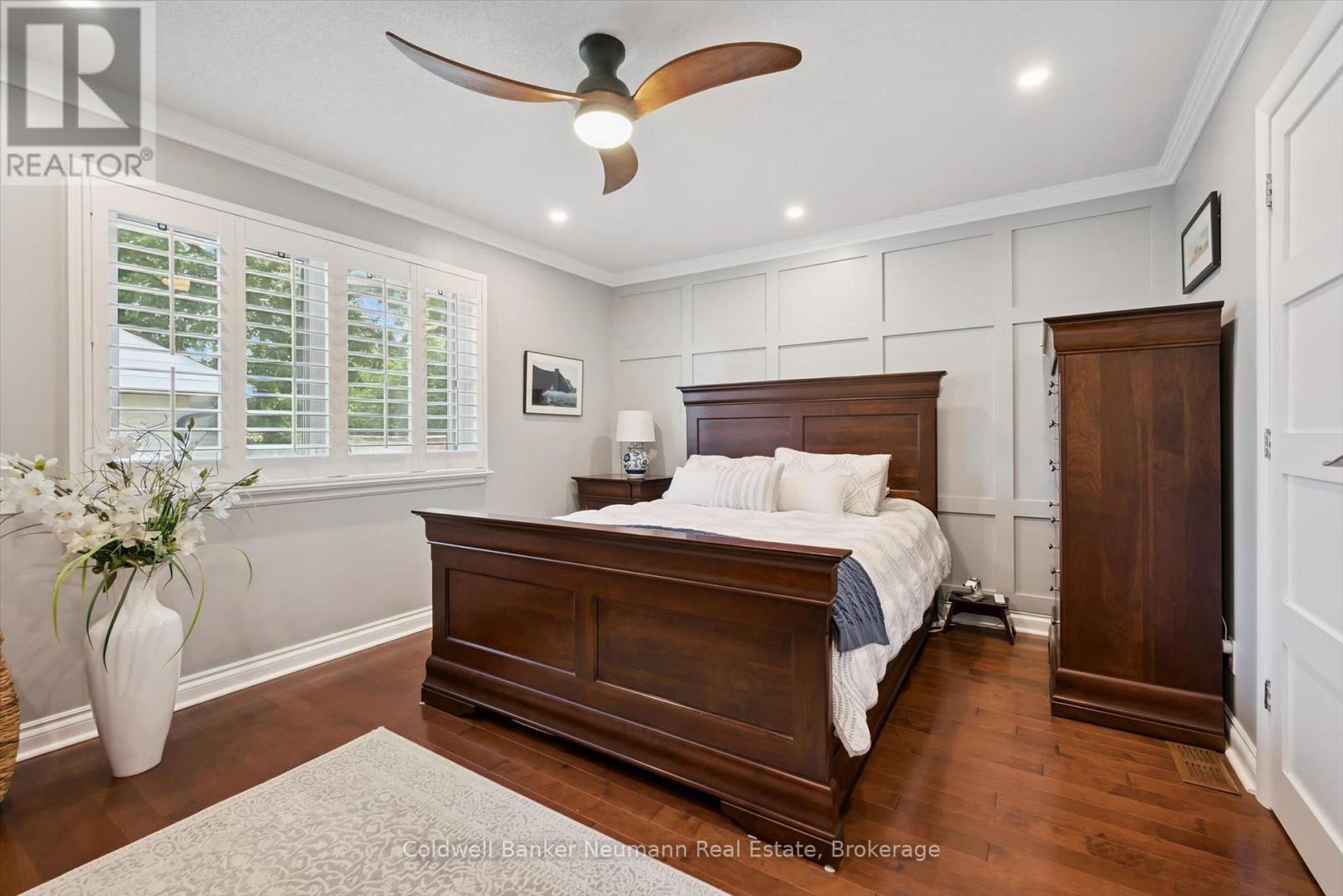 25 BENNETT AVENUE - 16