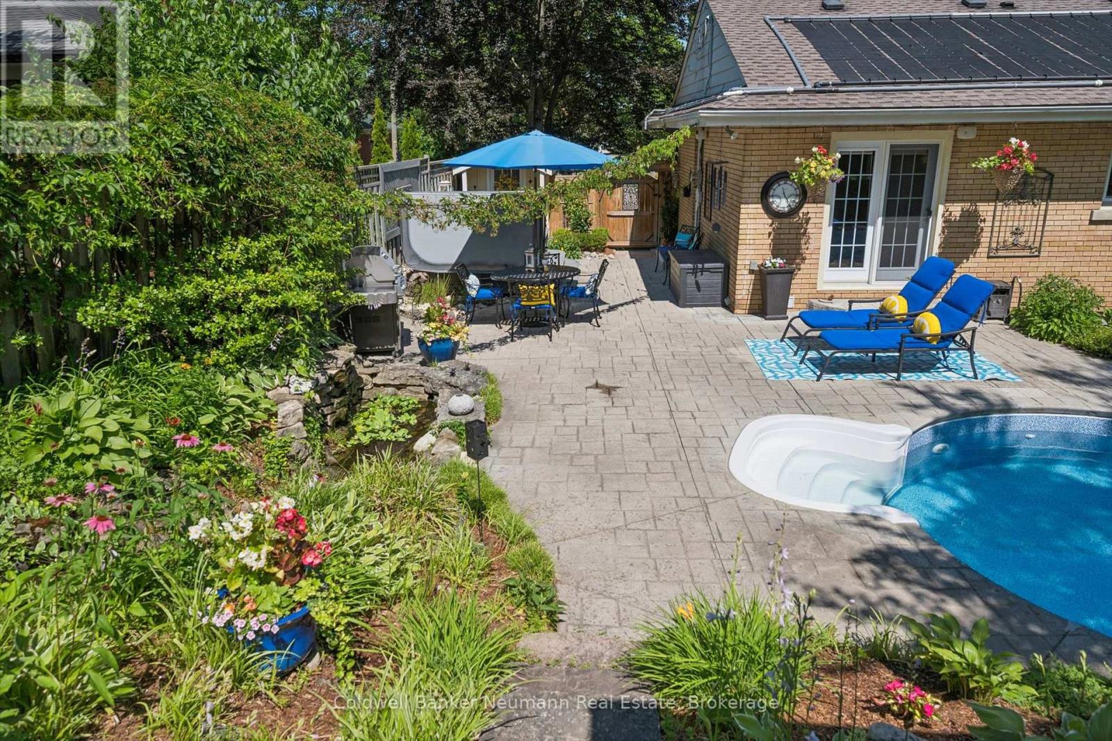 25 BENNETT AVENUE - 28