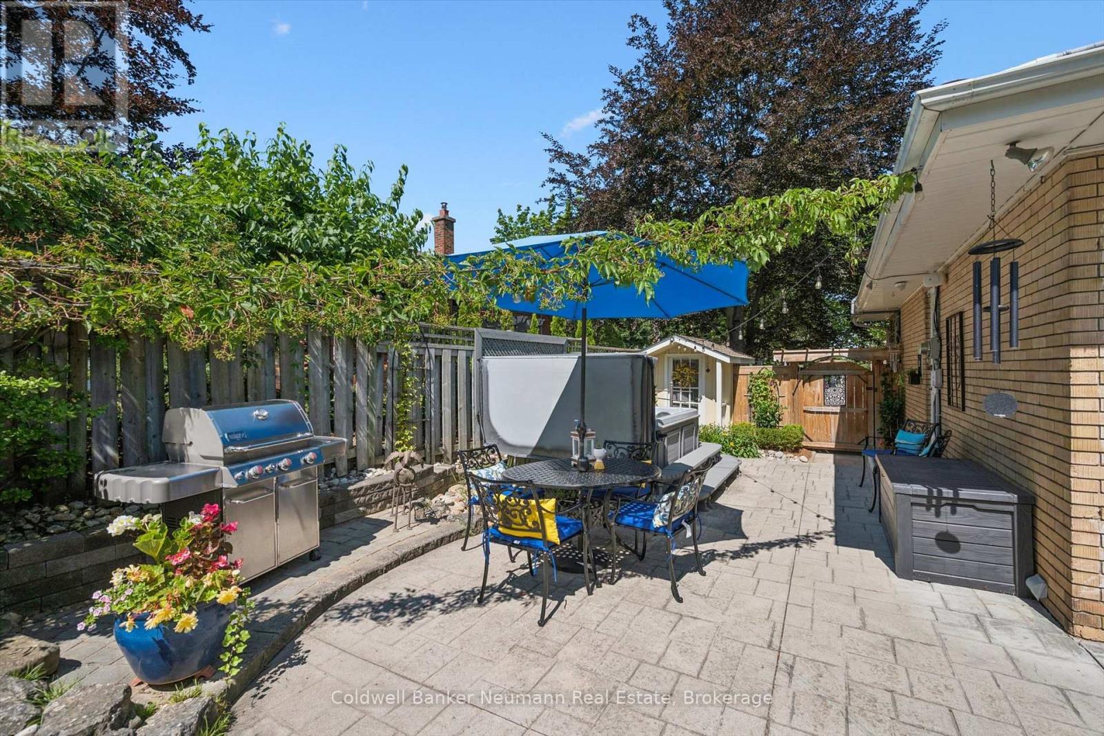 25 BENNETT AVENUE - 41