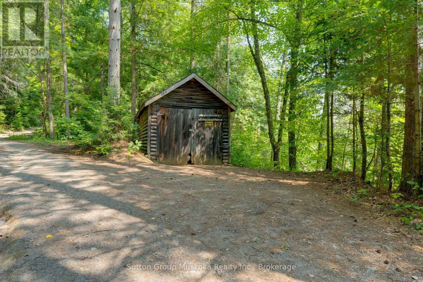 1569 DYER MEMORIAL ROAD - 39