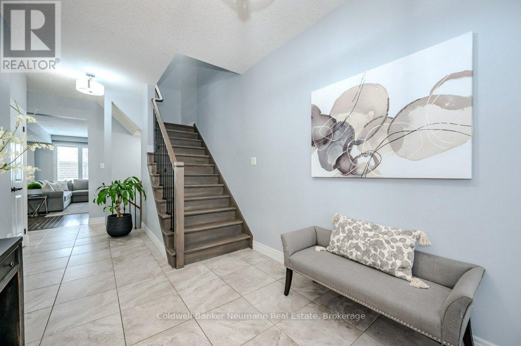 #21 254 GOSLING GARDENS - 13