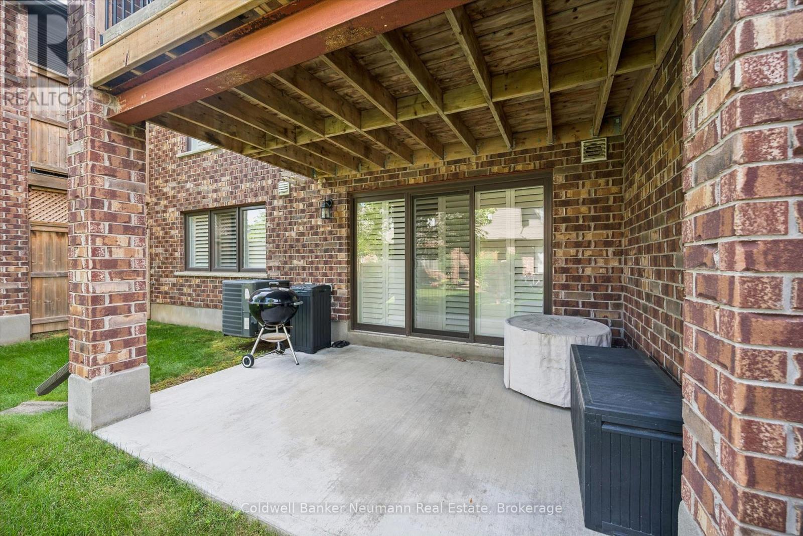 #21 254 GOSLING GARDENS - 25
