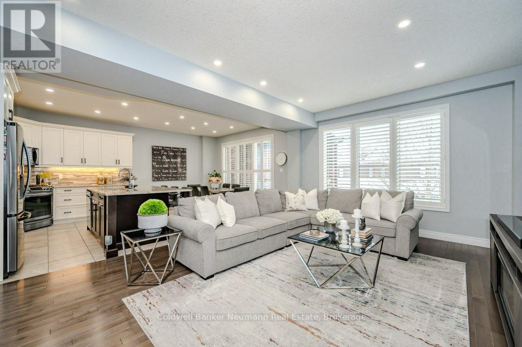 #21 254 GOSLING GARDENS - 8